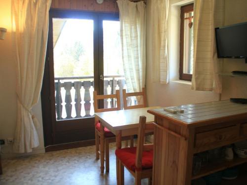 Apartamento Appartement Ch�tel, 1 Pi�ce, 3 Personnes - Fr-1-200-345