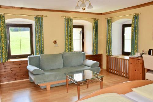 Hostal Pension Hohenau