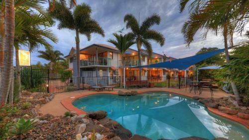 Aparthotel Dolphin Waters