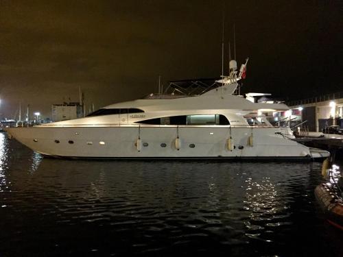 Leigh Yacht