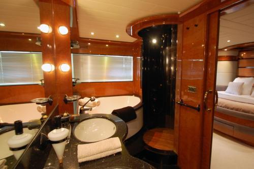 Leigh Yacht