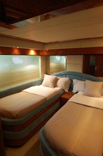 Leigh Yacht