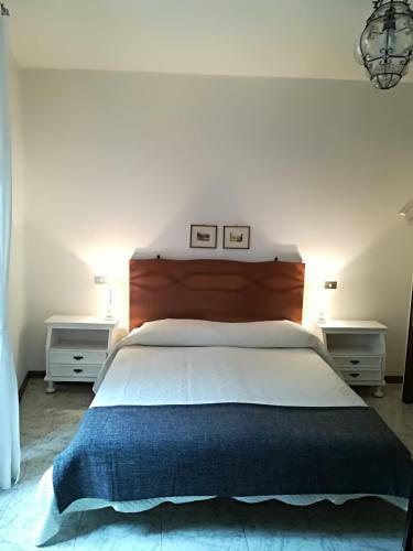 Hostal Civico 10