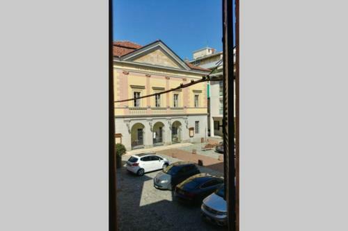 Apartamento Dolce Eporedia Intero Alloggio Nel Centro Storico
