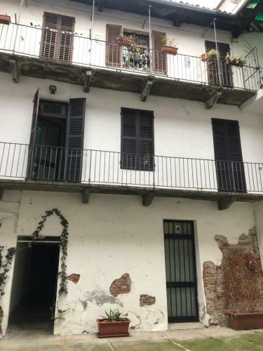 Apartamento Dolce Eporedia Intero Alloggio Nel Centro Storico