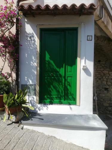 Apartamento La Torretta Di Piero Con Terrazzi E Parcheggio Privato