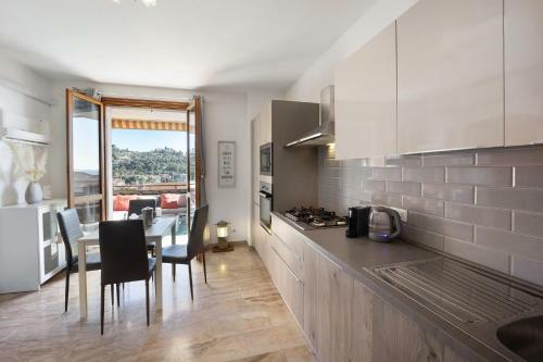 Seaview Apartment