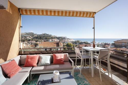 Seaview Apartment