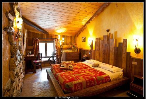 Hostal Affittacamere Baita La Jolie Bergere