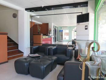 Humberto's Hotel