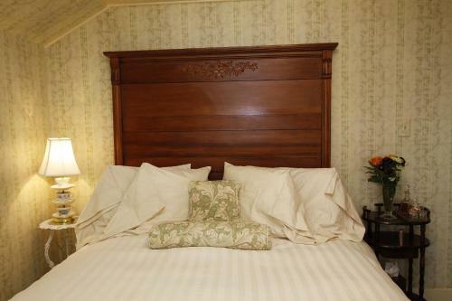 The Jabberwock Bed & Breakfast
