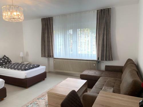 Hannover Apartment Braun