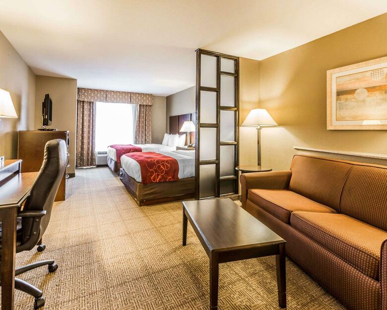 Hotel Comfort Suites Commerce