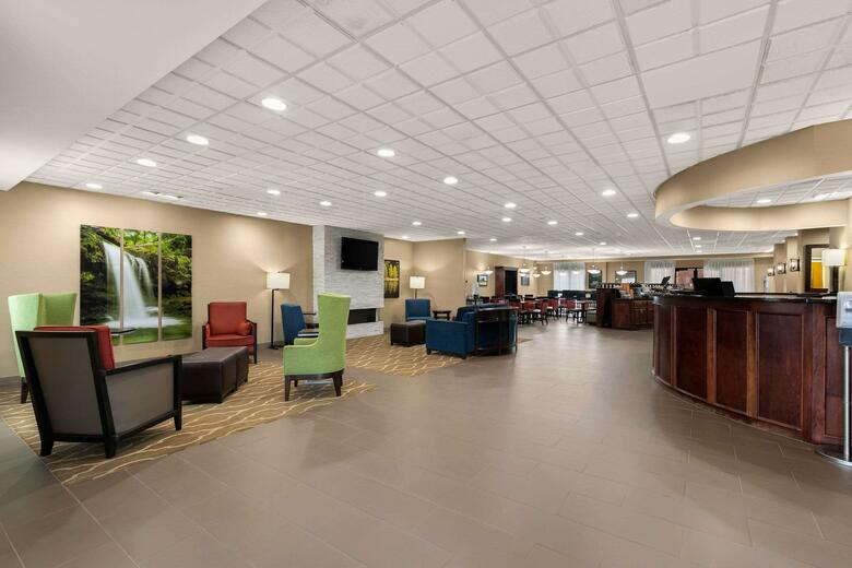 Hotel Comfort Suites Commerce