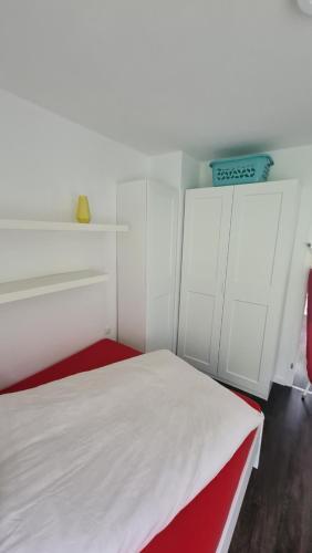 Apartamento Kleines Ferienhaus In Herford, Freihstehend, Eigener Eingang