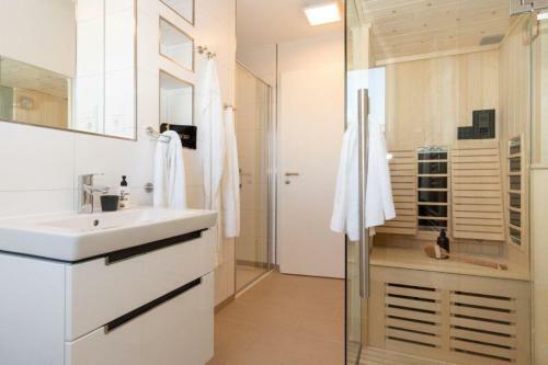Apartmenthaus-kiki-wohnung-gluecksgefuehle