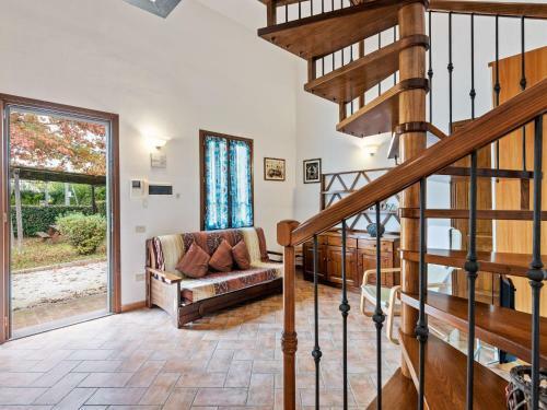 Splendid Apartment In Fucecchio With Garden