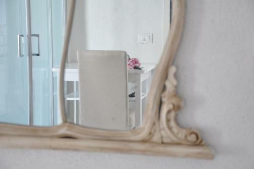 Hostal Vico Degli Ebrei - Rooms & Suite - Jacuzzi Spa -