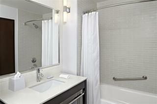 Hotel Four Points By Sheraton Edmonton Gateway