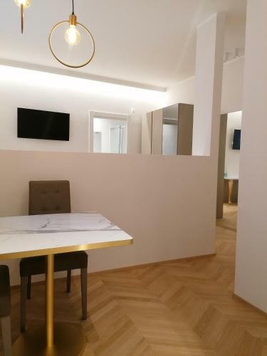 Hostal Palazzo Cortesi