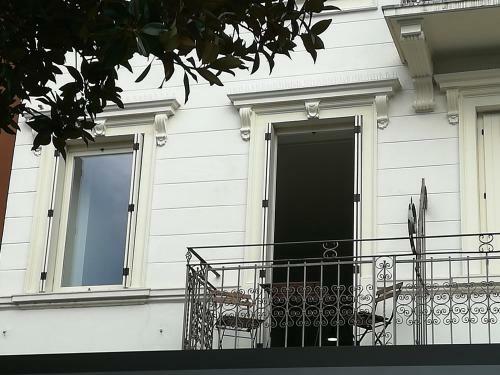 Sonny Apartments