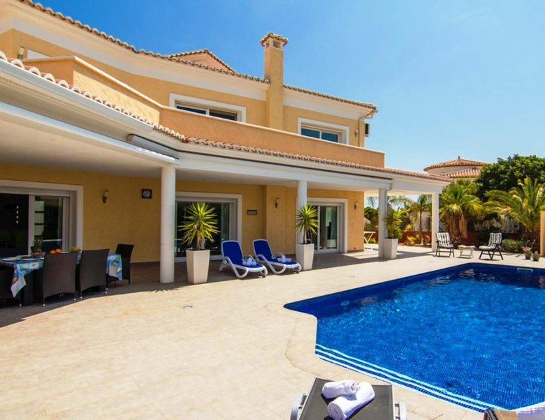 Abahana Villa Esplendida