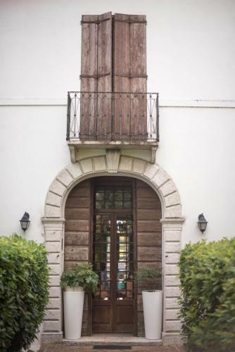 La Celeste Galeria B&B