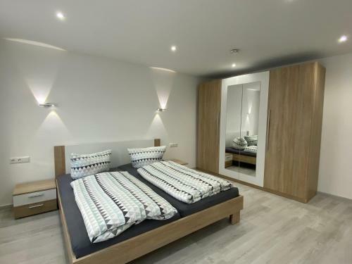 Apartamento Ferienwohnung H&m Immobilien Hettstedt