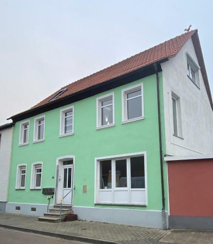 Apartamento Ferienwohnung H&m Immobilien Hettstedt