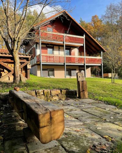 Ferienhaus Rh�ner Wohnen
