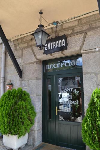 Hostal Aribel Longinos