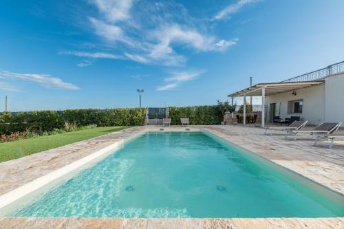 Villa Sara Con Piscina By Wonderful Italy