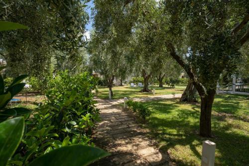 Melograno Holiday Home With Swimming Pool And Private Beach