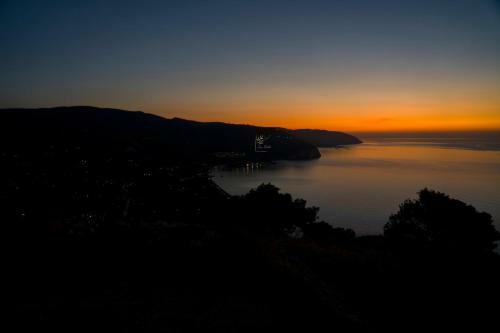 Melograno Holiday Home With Swimming Pool And Private Beach
