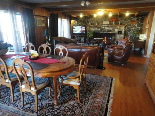 Airport Inn Motel & Rv Park
