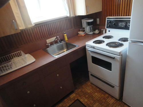 Airport Inn Motel & Rv Park
