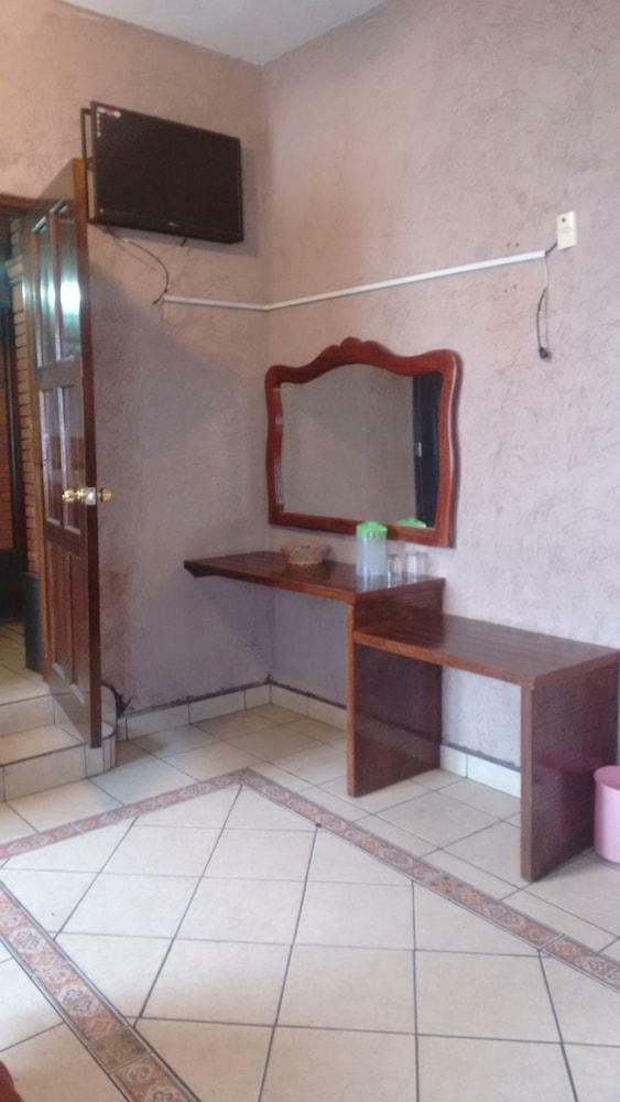 Hotel Regis