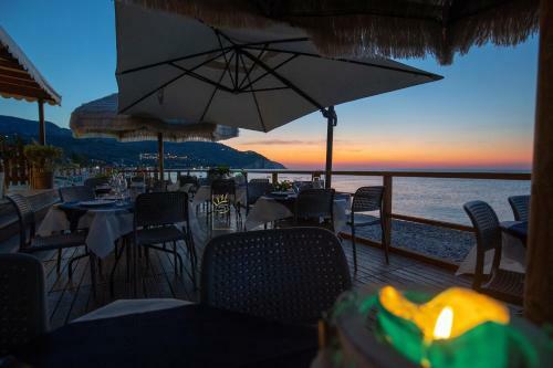 Ferienwohnung Ulivo Mit Pool Und Privatstrand