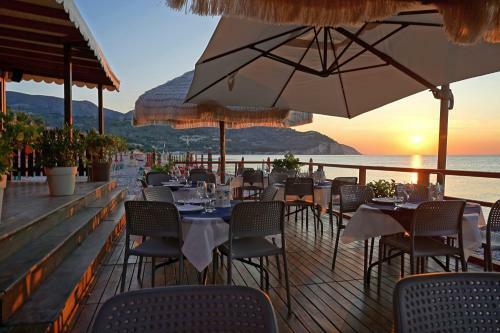 Ferienwohnung Ulivo Mit Pool Und Privatstrand