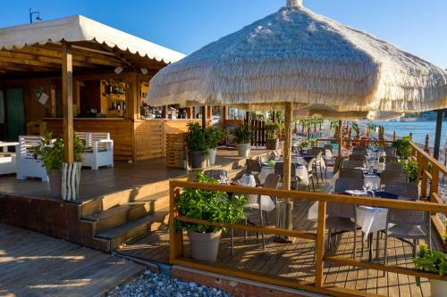 Ferienwohnung Ulivo Mit Pool Und Privatstrand