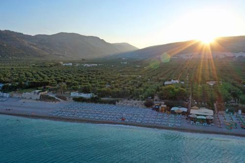 Ferienwohnung Ulivo Mit Pool Und Privatstrand