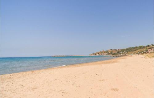 Nice Home In Menfi With Wifi And 2 Bedrooms