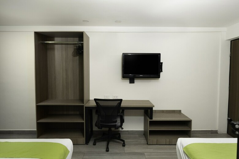 Hotel Bugambilia