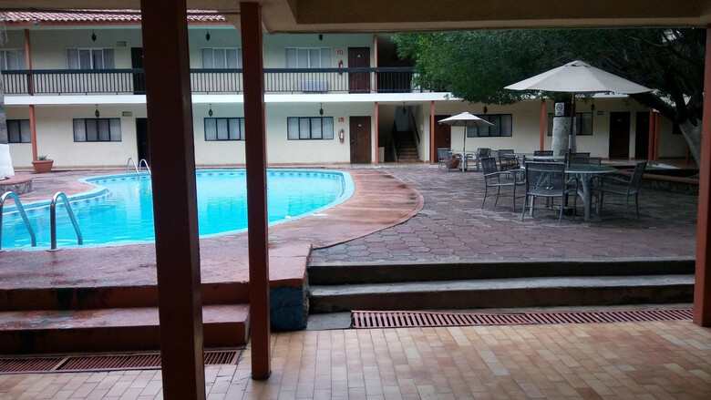 Hotel Bugambilia