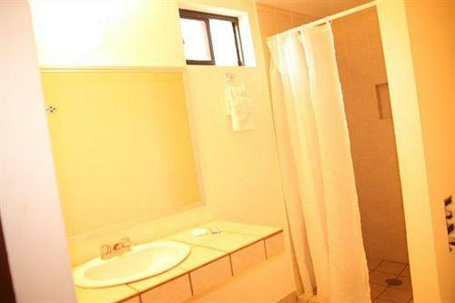 Hotel Bugambilia
