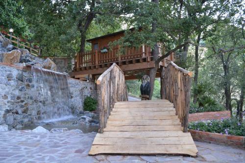 Lodge Le Casette Sull'albero Di Villa Alba