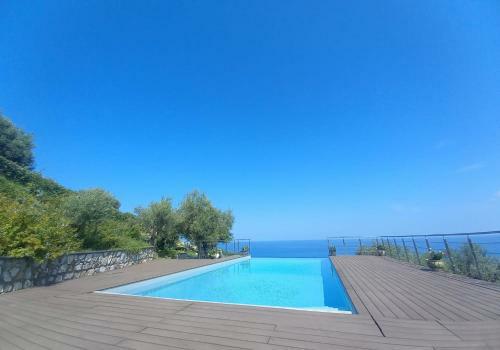Villa The Cliff House