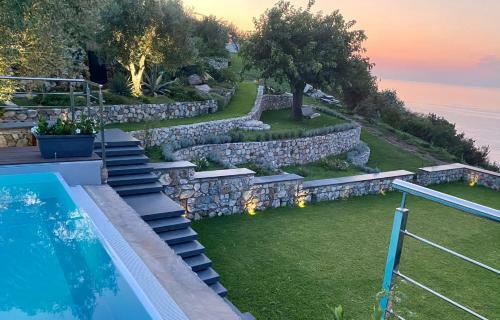 Villa The Cliff House