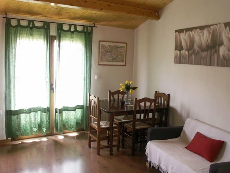 Apartamentos Alojamiento Tur�stico La Moneda De Huecar