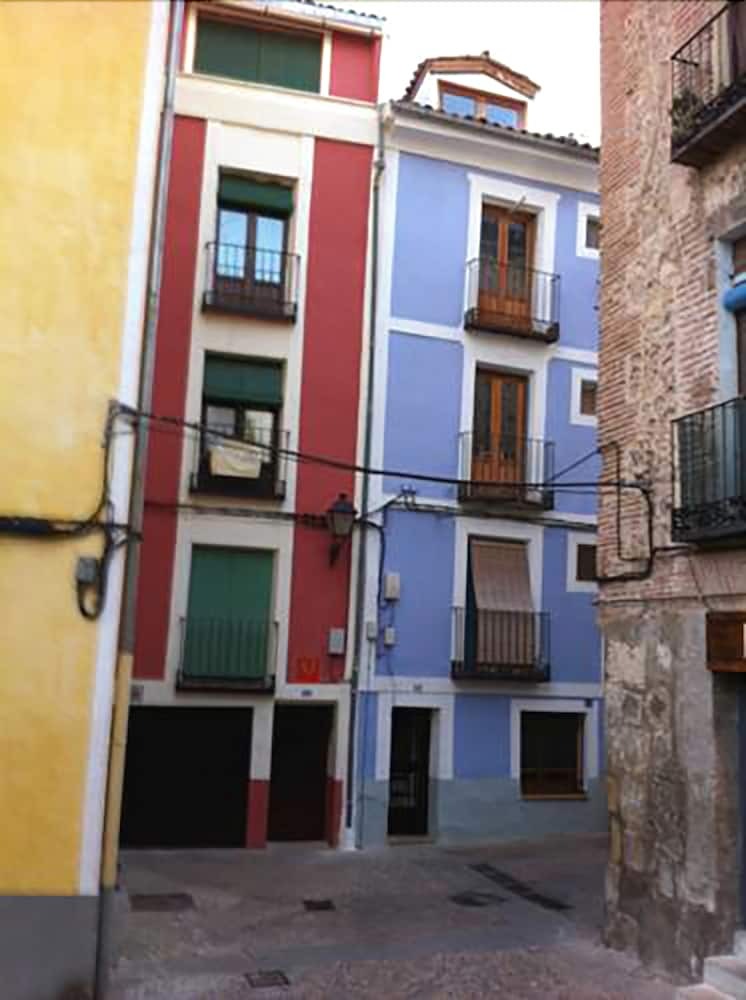 Apartamentos Alojamiento Tur�stico La Moneda De Huecar